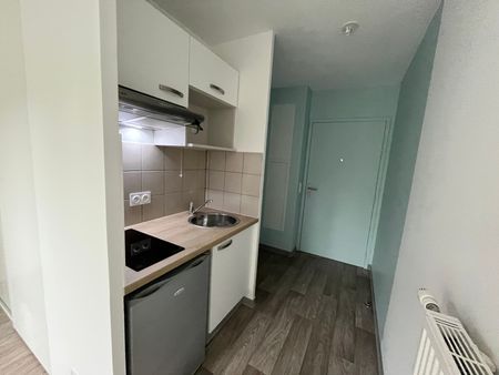 Location Appartement 1 pièce 18m² FRANQUEVILLE ST PIERRE 76520 - Photo 4