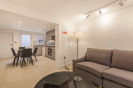 Cowley Road, Oxford - Photo 2