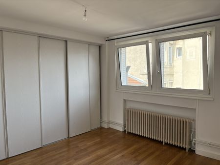 Centre ville rue Guerrier Dumast à Nancy - Photo 3