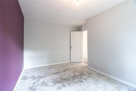 3 bedroom link detached house to rent - Photo 5
