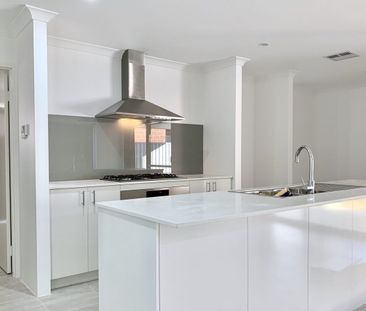 Welcome Home! - Photo 2