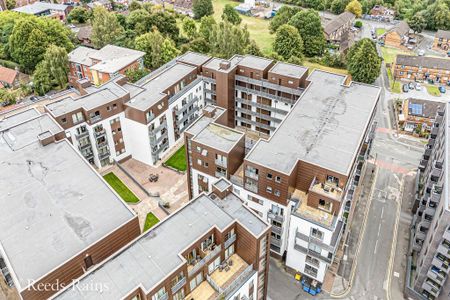 2 bedroom apartment to rent - Photo 4