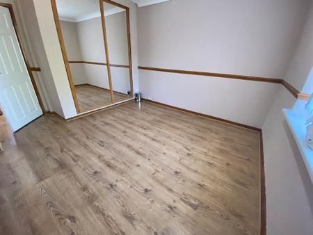 Chatsworth Road, Greater London, UB4 - Photo 3