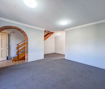 Home For Rent - Photo 5