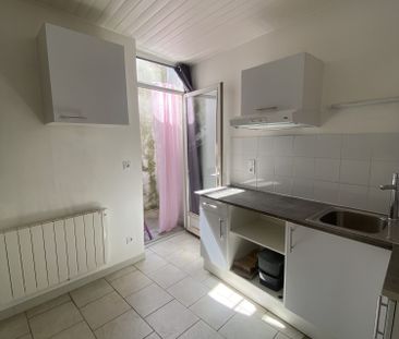 Location Appartement 2 pièces 45m² CONDRIEU 69420 - Photo 4