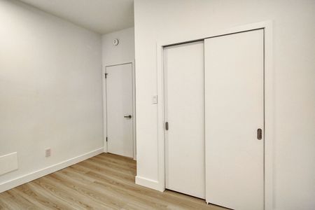 5530 Cote Saint-Luc Road, Montréal - Photo 5