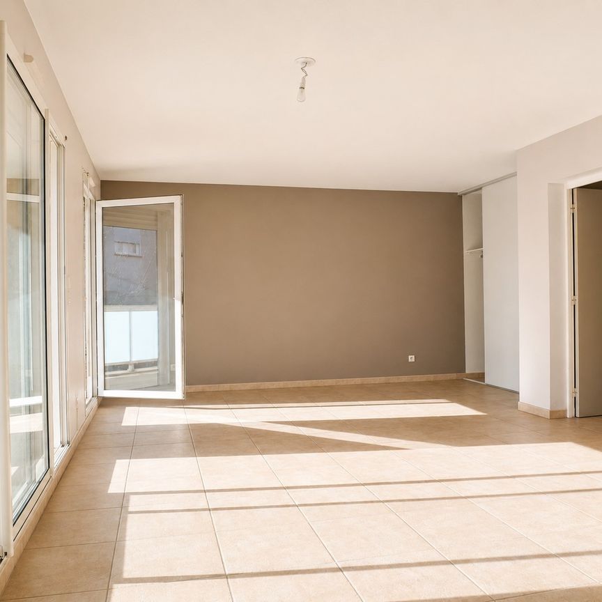 Location Appartement 3 pièces 62m² PERPIGNAN 66100 - Photo 1