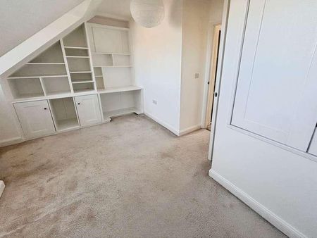 Lon Y Rheilffordd, Barry, CF62 - Photo 3