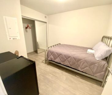 2bed 2 bath unit in the University District - Photo 3