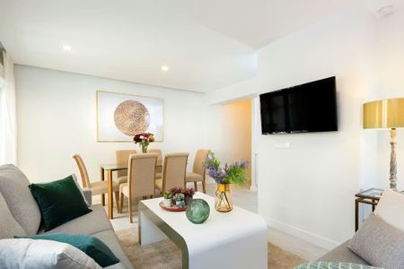 Calle Velarde, Sevilla, Andalusia 41001 - Photo 3