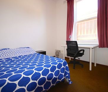 6-bedroom shared house / townhouse, Rankine Rd - Photo 4