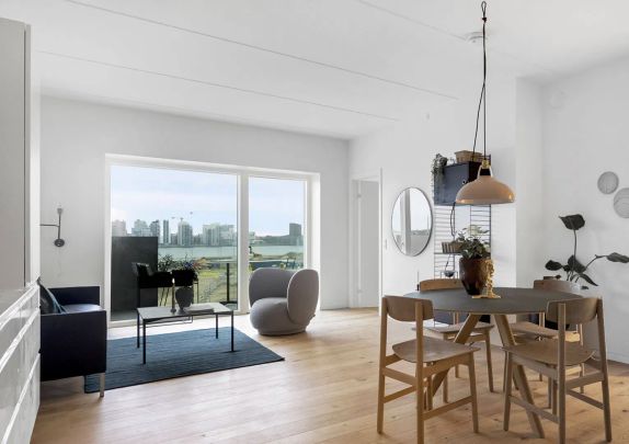 Skøn 3-værelses lejlighed med udsigt over fjorden - Photo 1