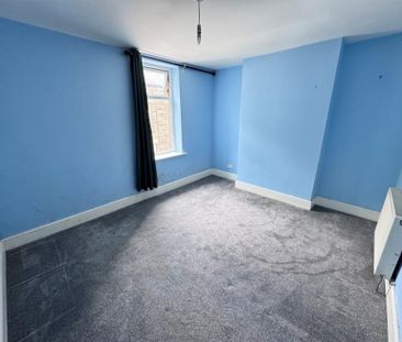 2 Bedroom End Terrace To Let - Photo 2