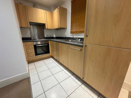 1 bedroom flat to rent - Photo 4