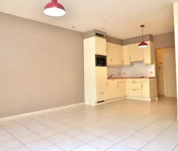 Gelijkvloers appartement met terras - Foto 3