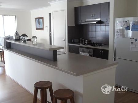 MODERN & SPACIOUS 4x2 HOME IN POPULAR ARCHORAGE ESTATE - Photo 2