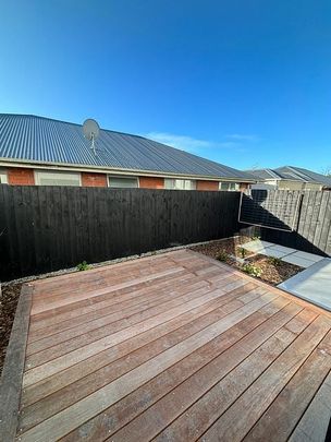 Brand new 3BR with garage Townhouse in Riccarton - Photo 1
