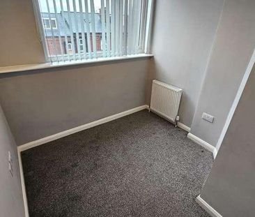 Brown Hill Avenue, Leeds, LS9 - Photo 4