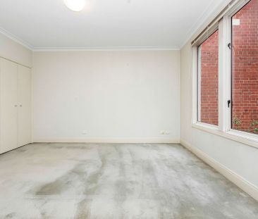 Unit 1/410 Victoria Parade, East Melbourne. - Photo 2