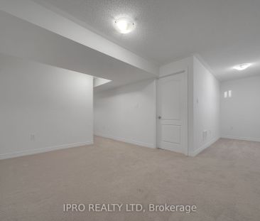 For Lease - 3950 Koenig Road, Burlington, Ontario - Photo 4