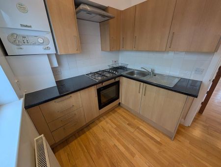 Studio to rent - Photo 3
