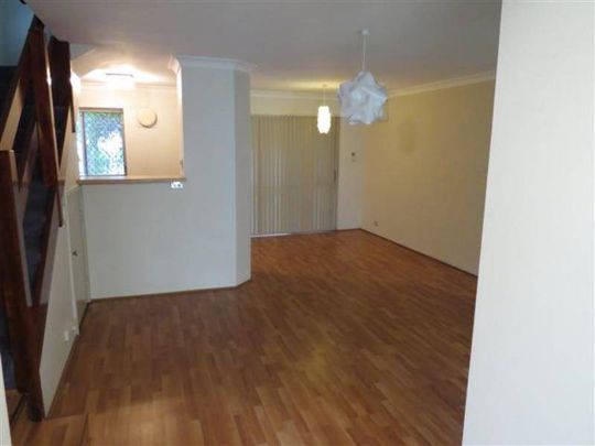 Modern 2 Bed Townhouse with Courtyard & Pool in Churchlands - Photo 1