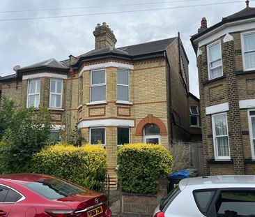 5 Bed Semi-Detached House, Waddon Road, CR0 - Photo 5