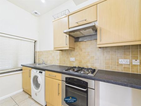 Mill Lane, Bulkington - Photo 2