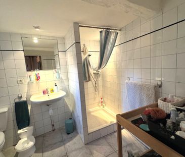 EYRAGUES - Maison de village avec 3 chambres et cour., - Photo 3