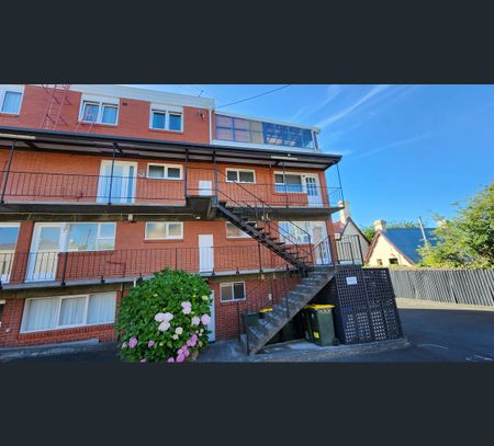 8/17 Newcastle Street, Battery Point, Tas 7004 - Photo 5
