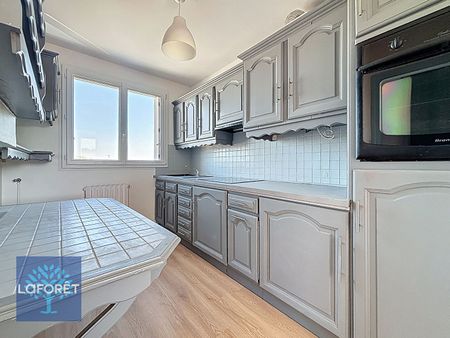 Apartment - Photo 2