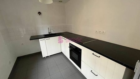 LOCATION APPARTEMENT ROMBAS F4 - Photo 3