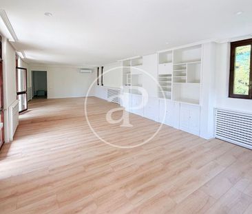 Luxury Villa for rent in Hortaleza, Chamartin, Autonomous Region of... - Photo 1