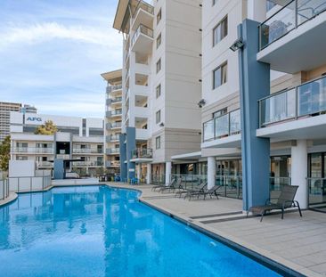 Your Urban Oasis Awaits - Photo 2