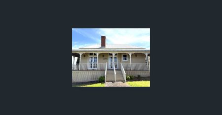 A Period Home in Prime Location - Photo 5