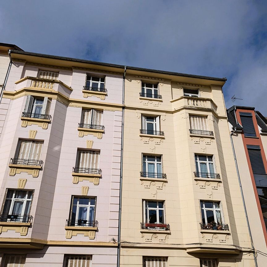 Appartement 2 pièces 54 m² avec 2 balcons à louer à Metz Gare, - Photo 1