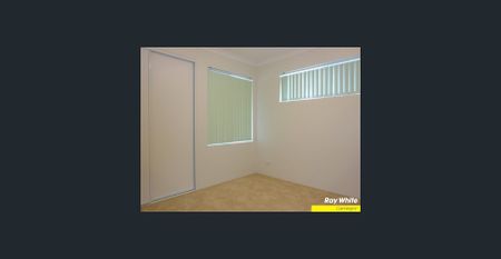 Neat & Low-Maintenance 3x2 Villa in a Handy Location - Photo 5