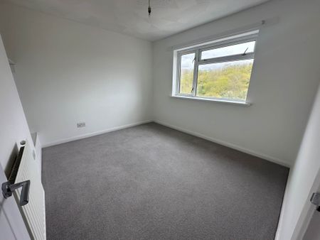 Erlstoke Close, Eggbuckland - Photo 3