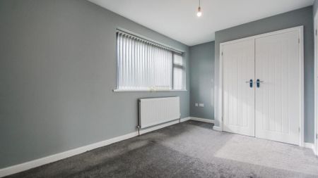 2 bedroom terraced house to rent - Photo 4