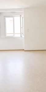 Location Appartement 2 pièces 66m² MILLAU 12100 - Photo 4