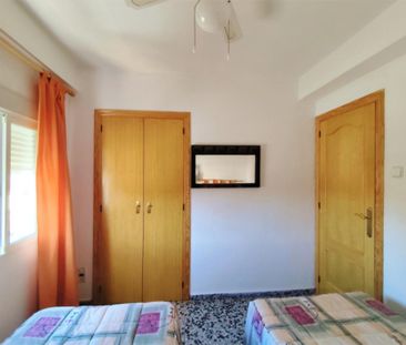 Piso de alquiler en Calle Calle Isla de Sicilia, 12, Oliva Playa - Photo 4