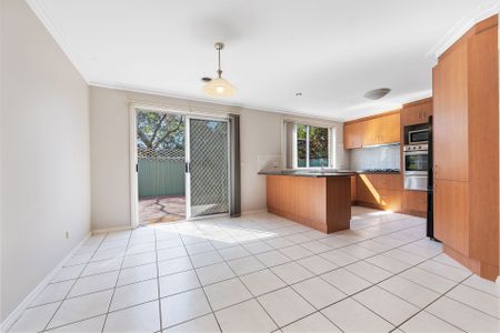 2 William Circuit, Caroline Springs - Photo 2