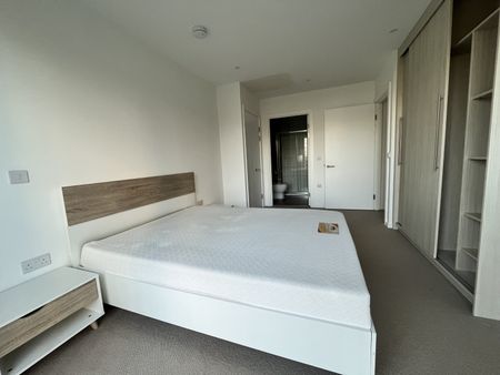 Meranti Apartments, Grove Street London SE8 - Photo 5