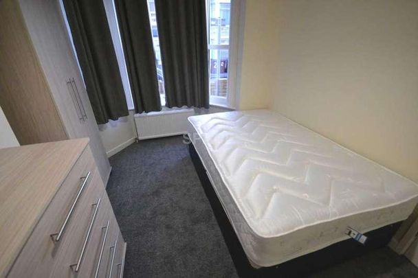 Surrey Road, Reading, RG2 - Photo 1