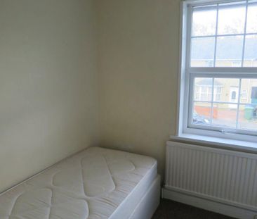 6 bedroom house to rent - Photo 4