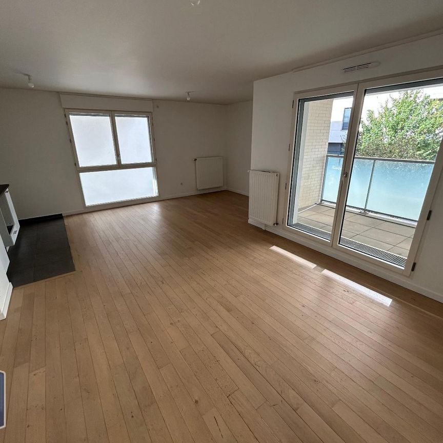 Location Appartement 3 pièces 72m² RUEIL MALMAISON 92500 - Photo 1