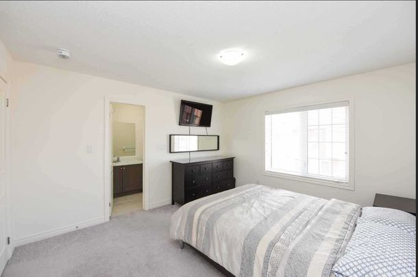 For Lease - 9 Aspen Hills Road Unit# 40, Brampton, Ontario - Photo 1