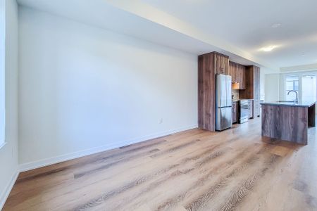 For Lease - 1364 Kaniv Street, Oakville, Ontario - Photo 4