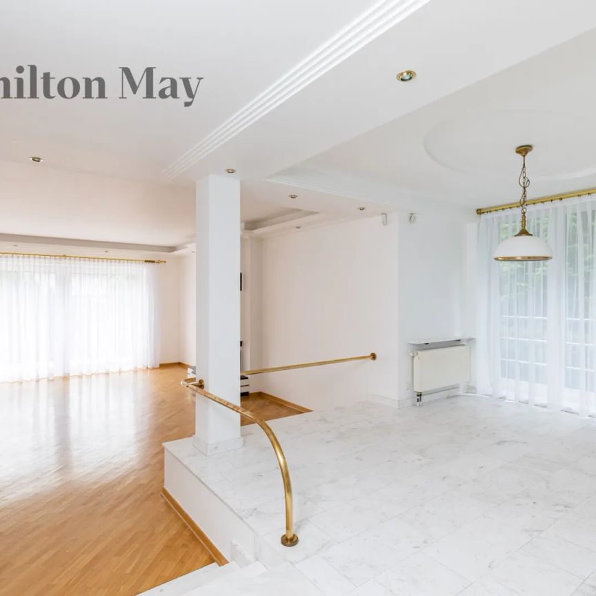 Przestronny dom do wynajęcia w starej części Wilanowa - Zdjęcie 1