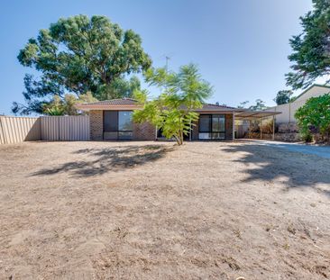 3 Hampshire Gardens, Parmelia WA 6167 - Photo 2